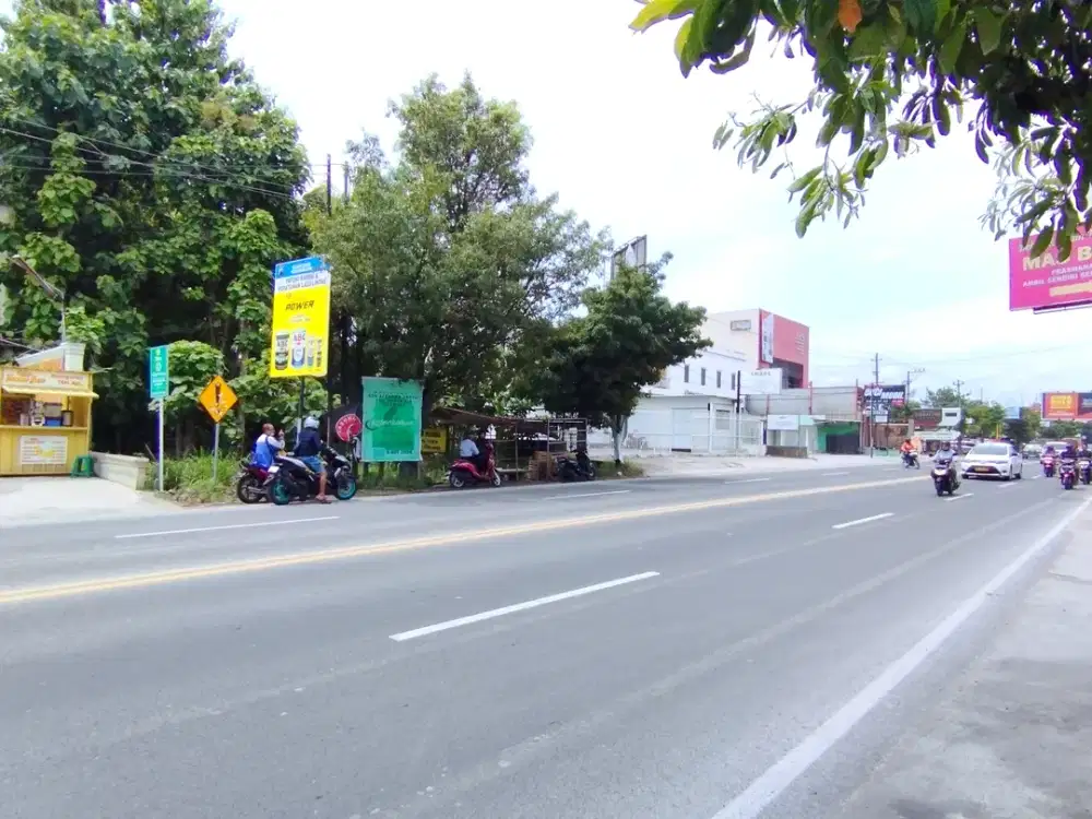 Tanah Pinggir Jalan Raya Colomadu Solo Strategis