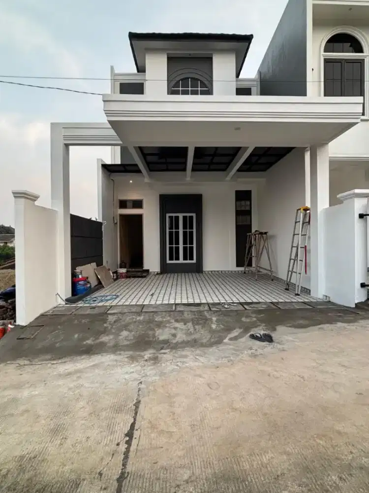 Di jual rumah baru American classic eksklusif 2 lantai