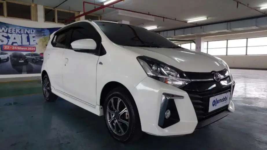 DP MURAH Daihatsu Ayla 1.2 R Bensin-MT 2020 CAALF