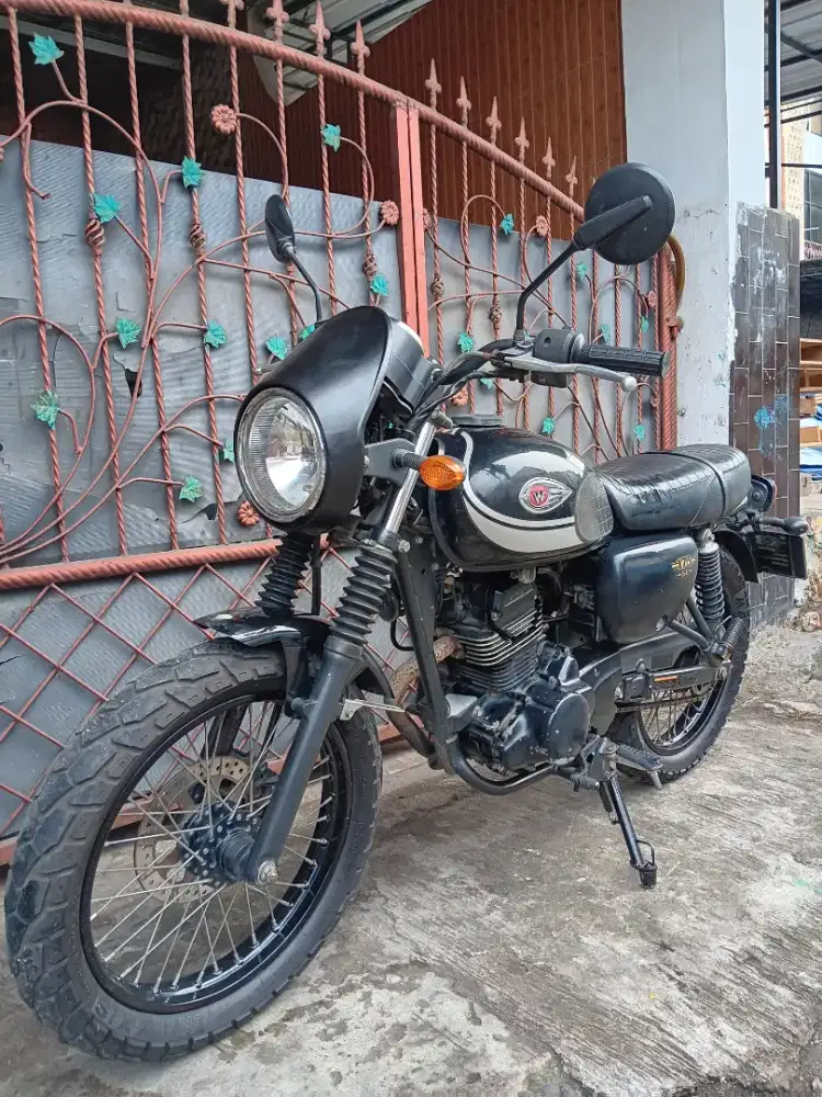 Dijual Cepat Kawasaki W175 tipe SE Th 2019 Ter MURAH