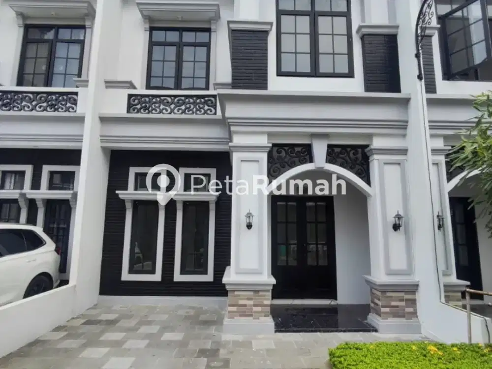 DIJUAL VILLA KOMPLEK MARRIOT VILLAS - DAERAH HELVETIA