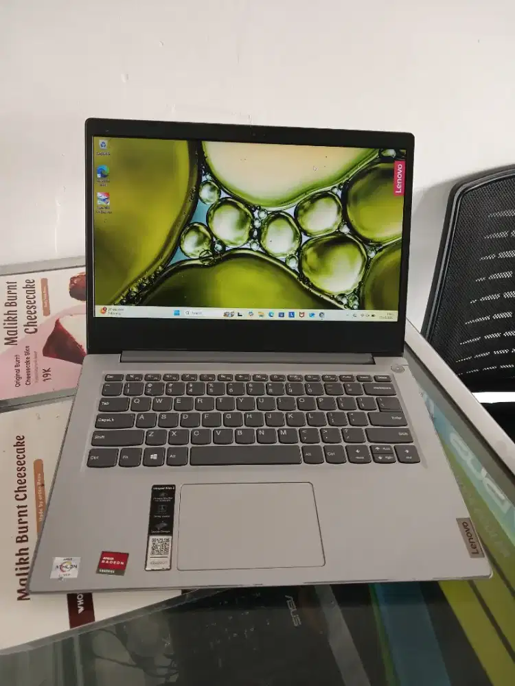 Laptop Lenovo IP Slim 3 Amd Athlon silver 3050U Ram 12 Ssd 256