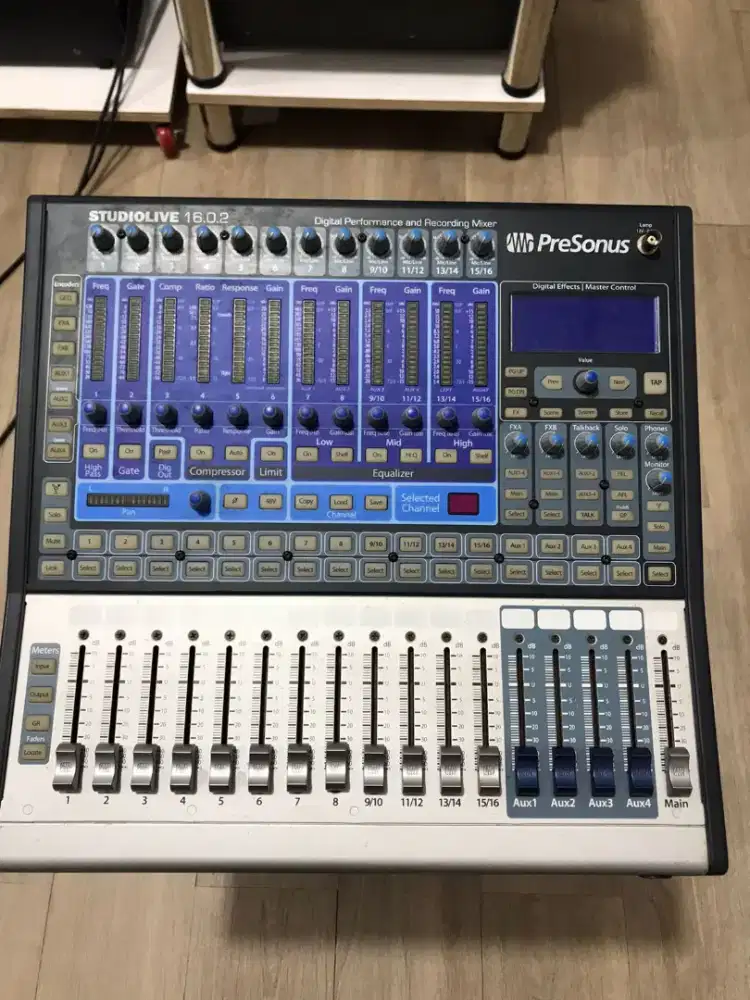 Digital mixer Presonus 16 chanel