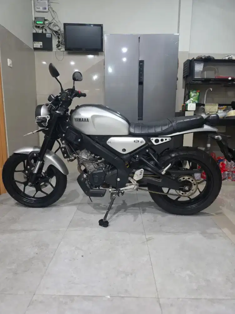 XSR 155 Mulus (KM 14rb Perak)