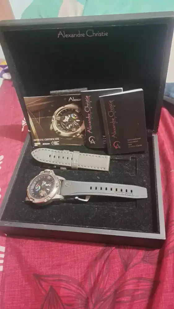 Jam tangan otomatis brand alexandre christie