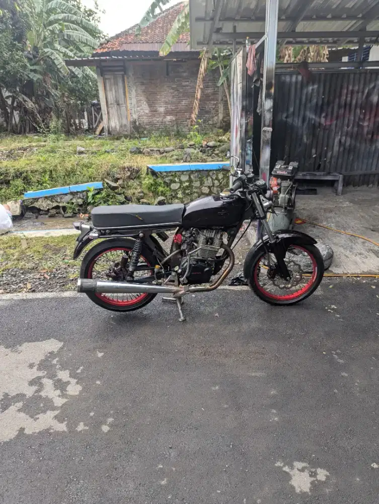 Honda CB strook