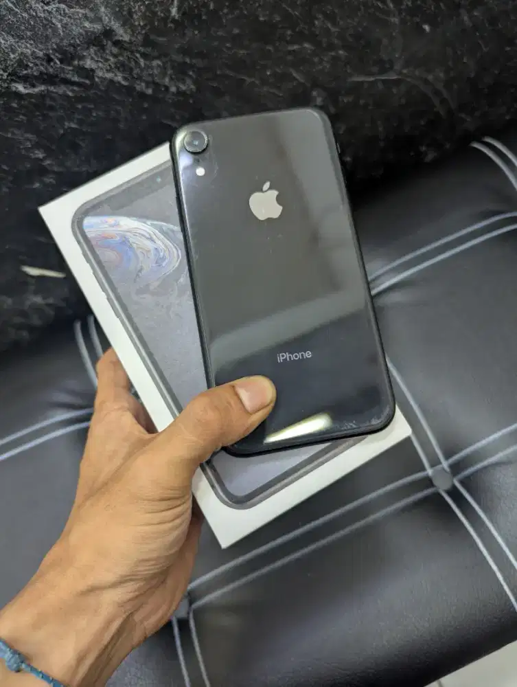 IPHONE XR 128GB  SIAP PAKAI GARANSI 2 SIM  REGIST
