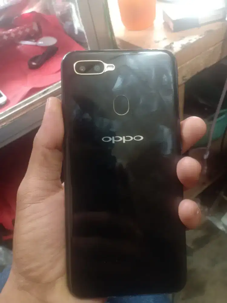 Punya Oppo a5s mau dijual aja