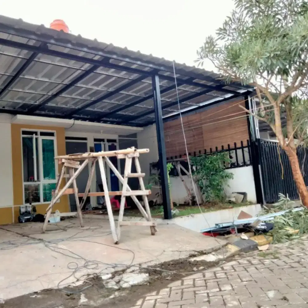 Kanopi baja ringan