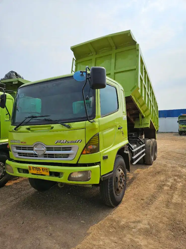 Dijual hino lohan fm260ti