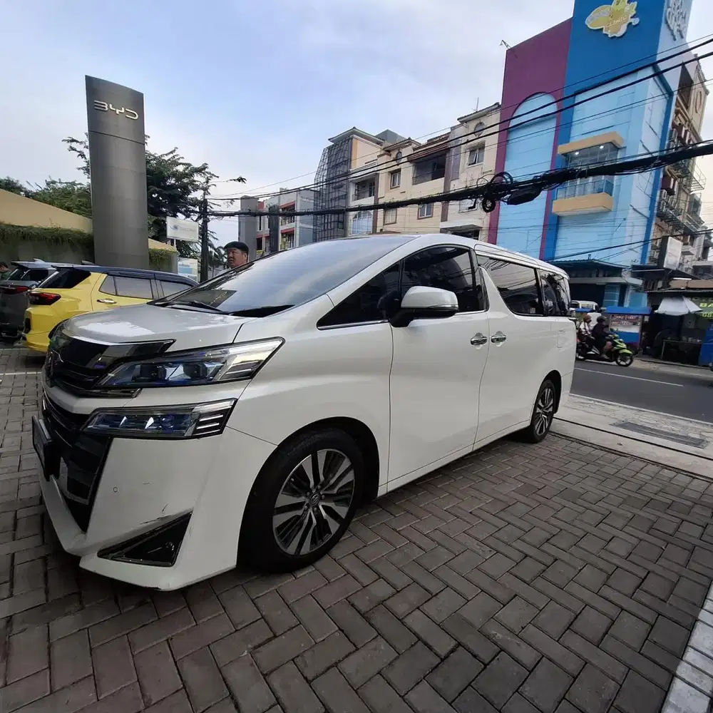 Toyota Vellfire 2018 Bensin