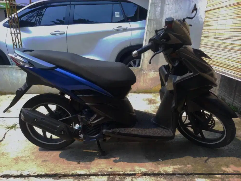 Honda Vario techno 110 karbu (Hitam biru)