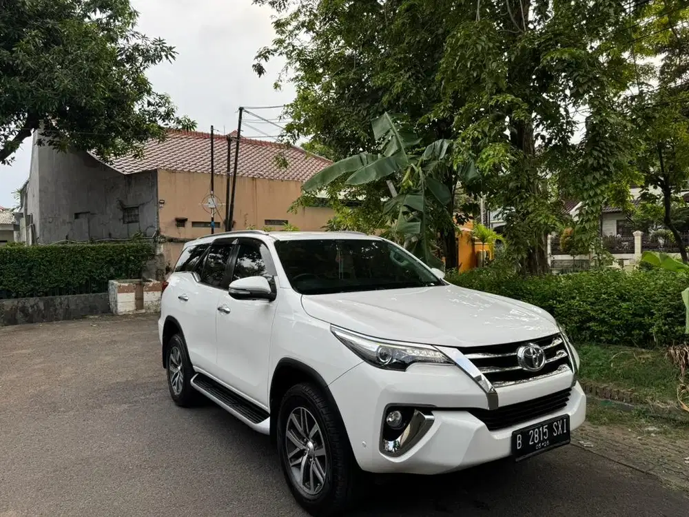 Toyota Fortuner Vrz Diesel At 2016 Low Km