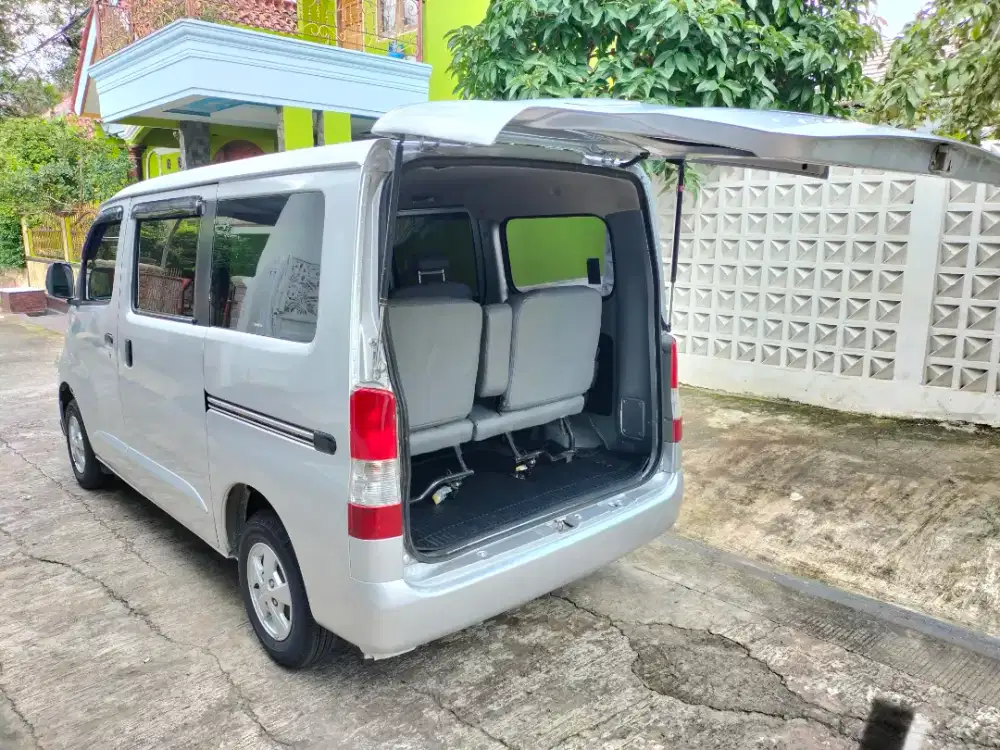 Gran Max D 1,3 AC th 2021 Pintu buka Atas