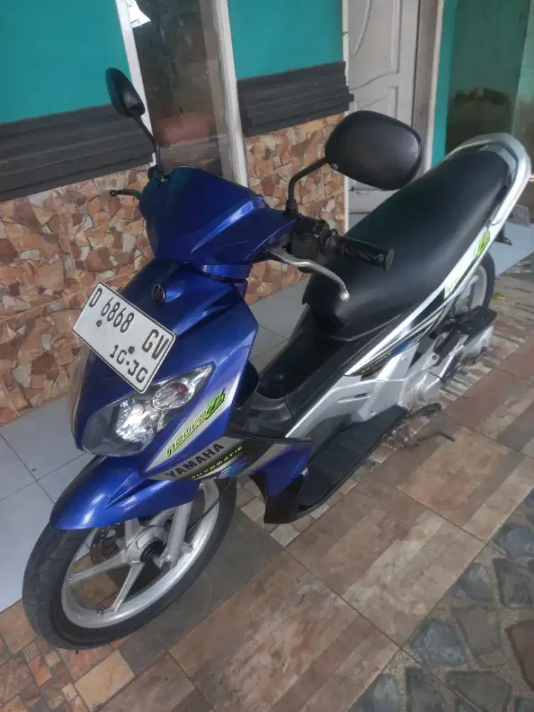 YAMAHA NOUVO Z 2005 BIRU ANTIK