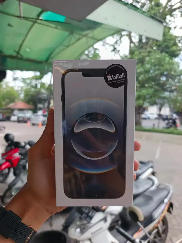 Apple iPhone 16e 128GB Black Termurah