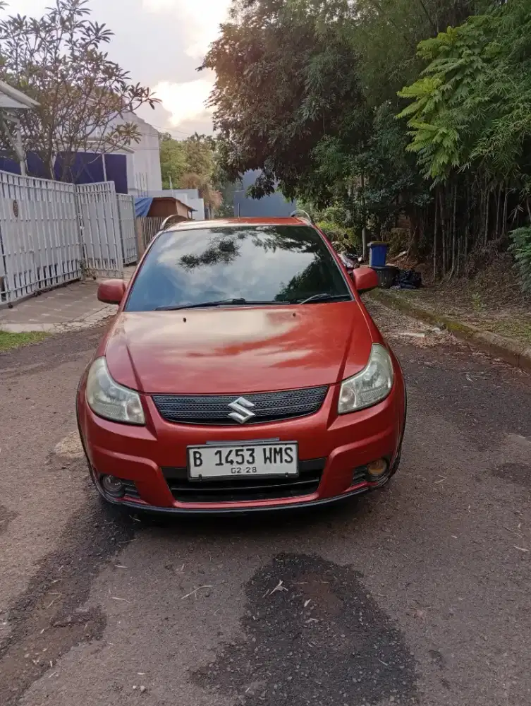 Suzuki SX4 X-Over Automatic Tahun 2007