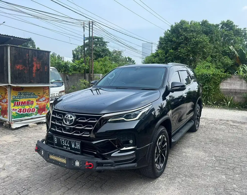 Toyota Fortuner GR 2.4 2021