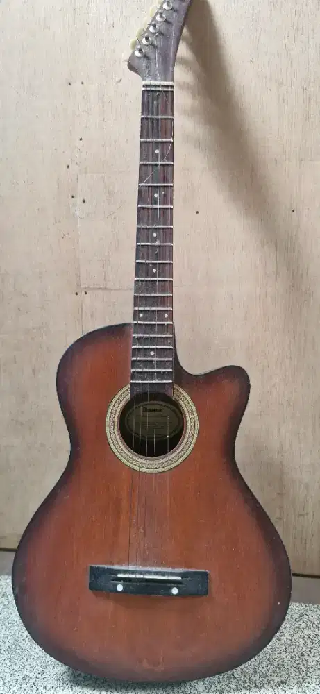 Gitar Lama - 100K (Nego)