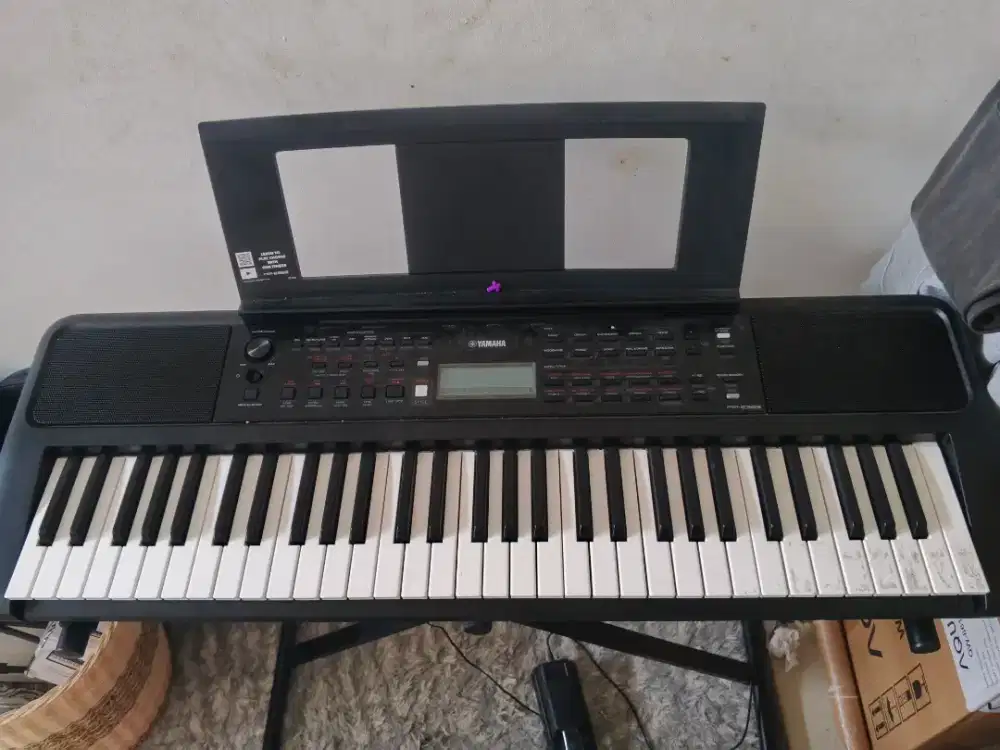 Keyboard Yamaha PSR E383
