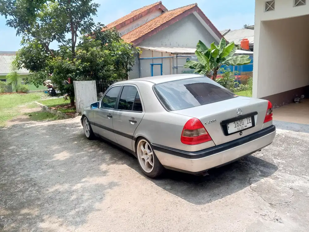 Mercedes-Benz C200 1997 Bensin