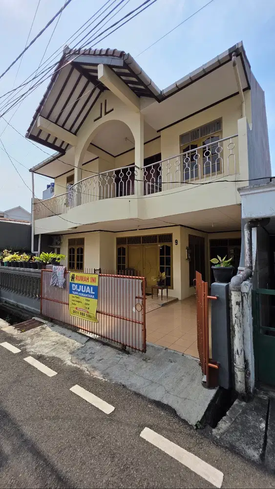 JUAL CEPAT! RUMAH IMPIAN BEBAS BANJIR di Lokasi Emas Jakarta Pusat!