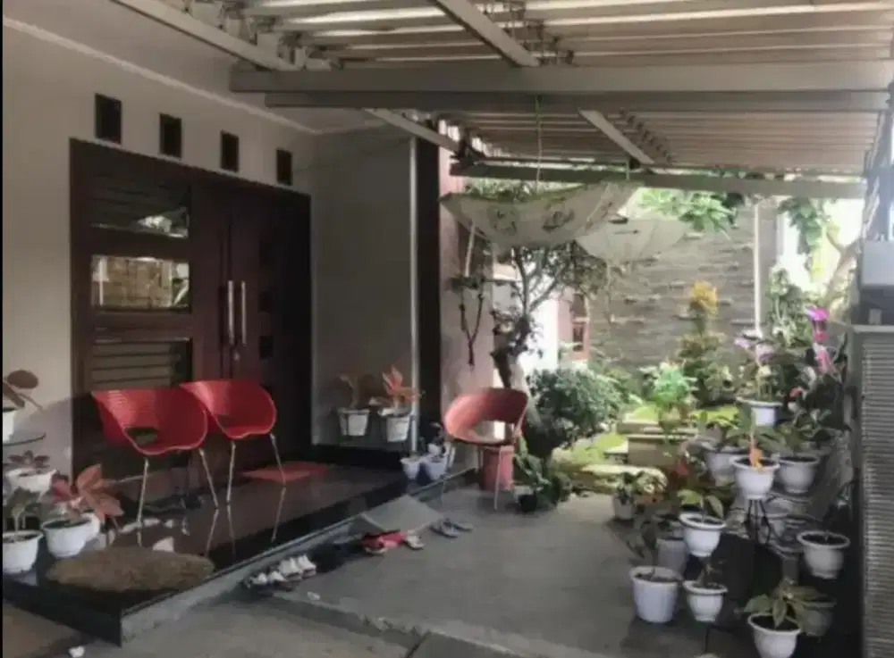 Jual Rumah Bagus 2 Lantai Margahayu Permai