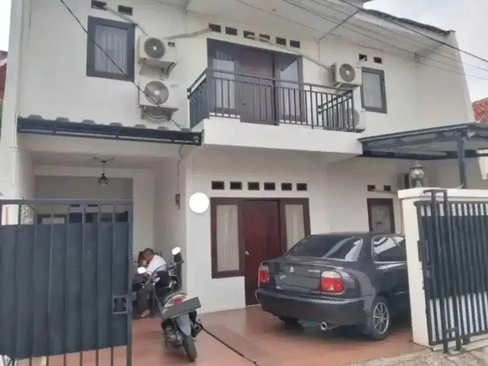 Dijual Cepat! Rumah Megah 2 Lantai di Curug, Pondok Kelapa