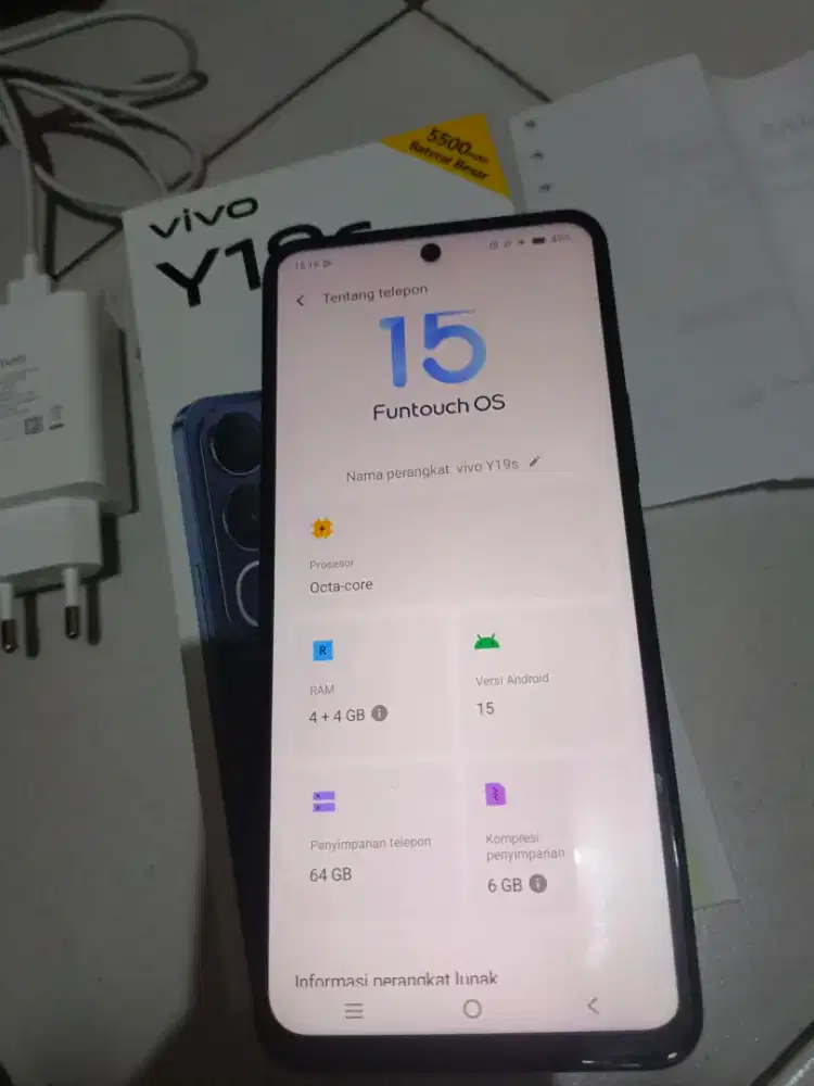 Vivo y19s 8/64 Baru 2 bulan Pemakaian wanita