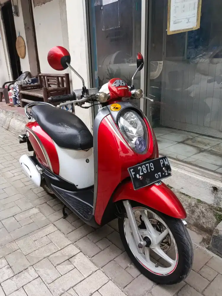 Scoopy 2012 merah merona lengkap siap pakai