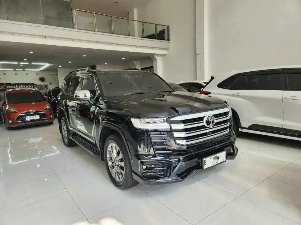 LAND CRUUSER 300 VX-R 4X4 ATPM 2025 km12rb