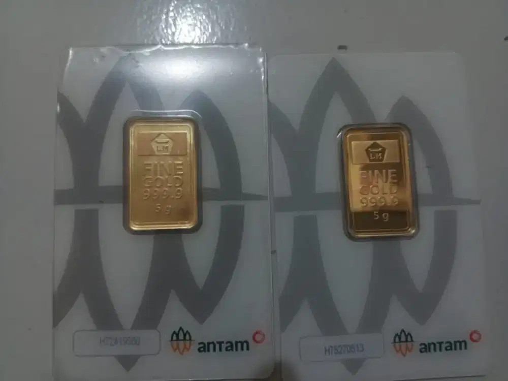 Emas antam logam mulia