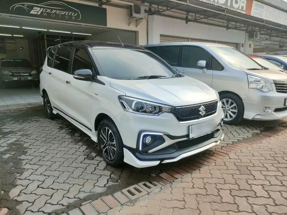 SUZUKI ERTIGA GT CRUISE HYBRID 2024 SPORT 2024 AUTOMATIC PUTIH 2 TONE