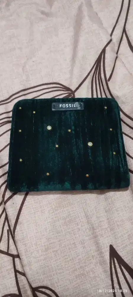 Dompet fossil bahan bludru garage sale