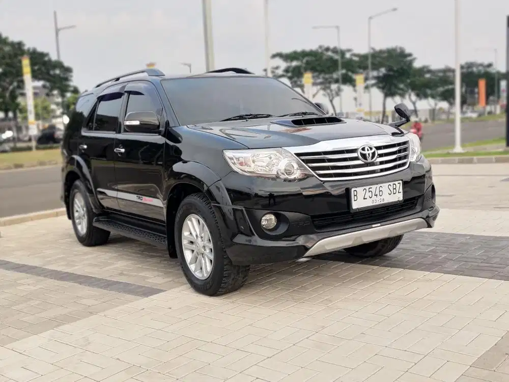 Toyota Fortuner 2.5 G TRD S VNT Matic 2013 AT Diesel