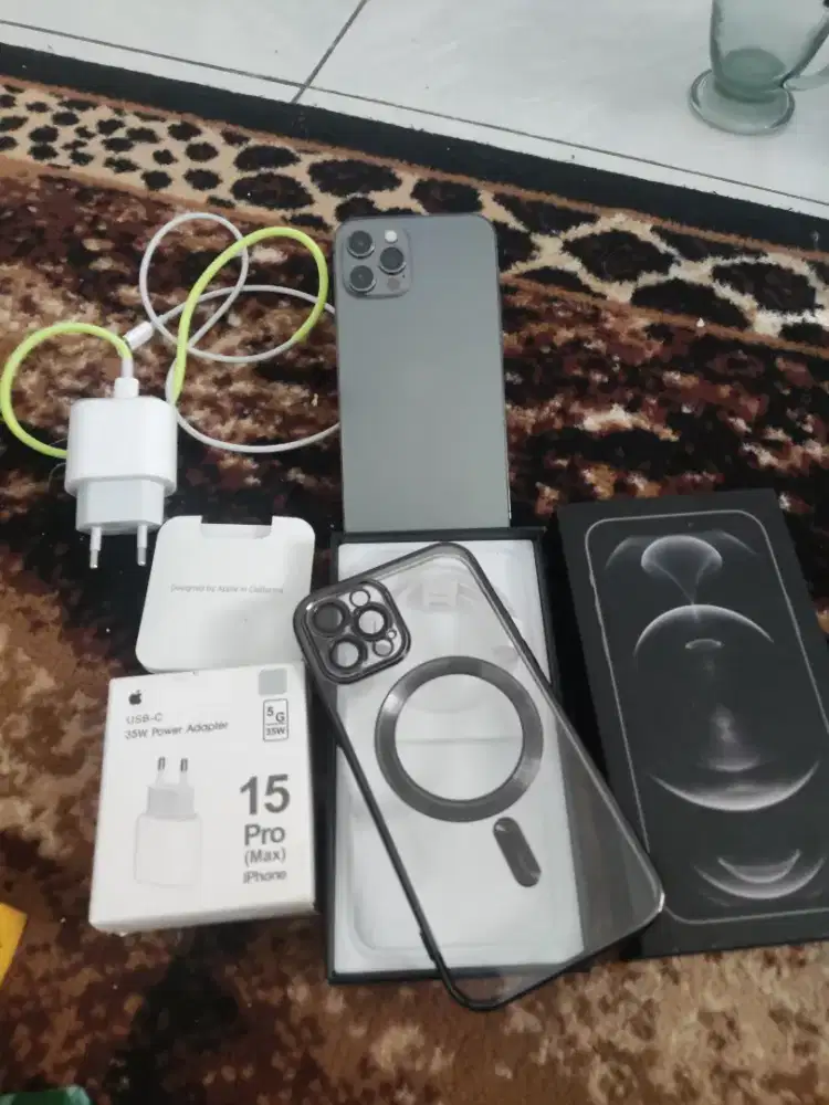 12 PRO 256 GB BEKAS
