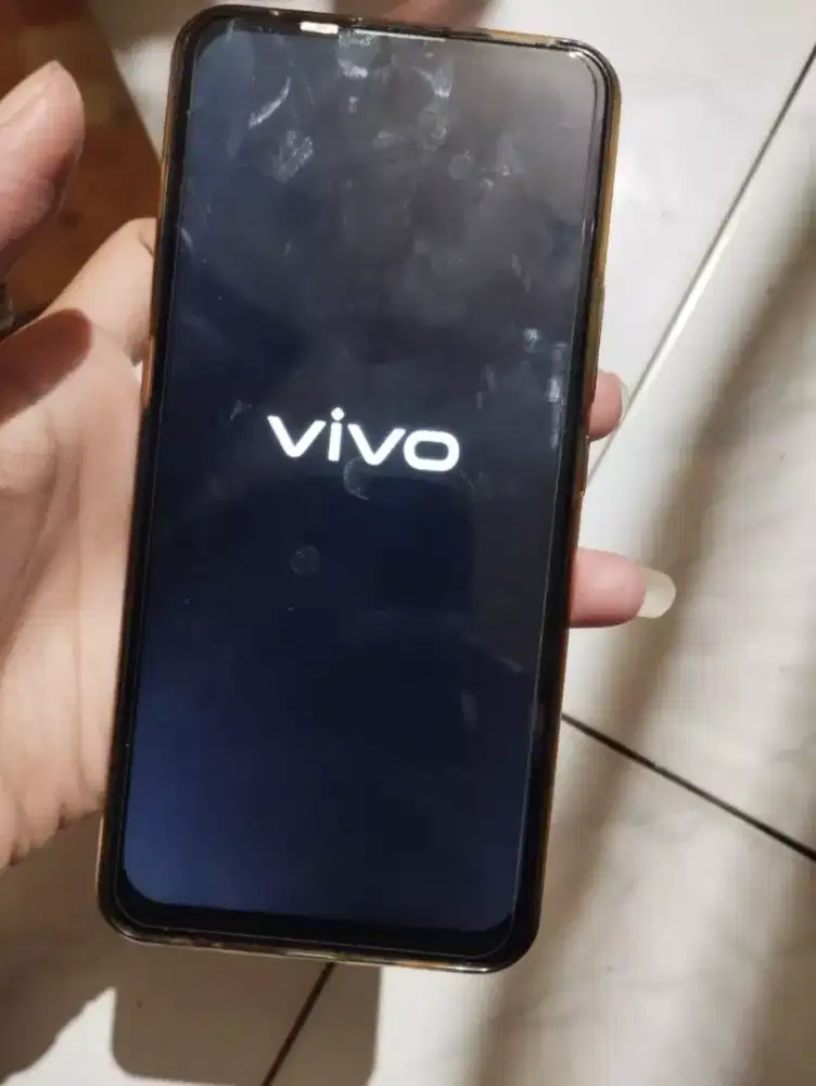 Hp Vivo v15 hpnya bekas tapi barangnya masih bagus