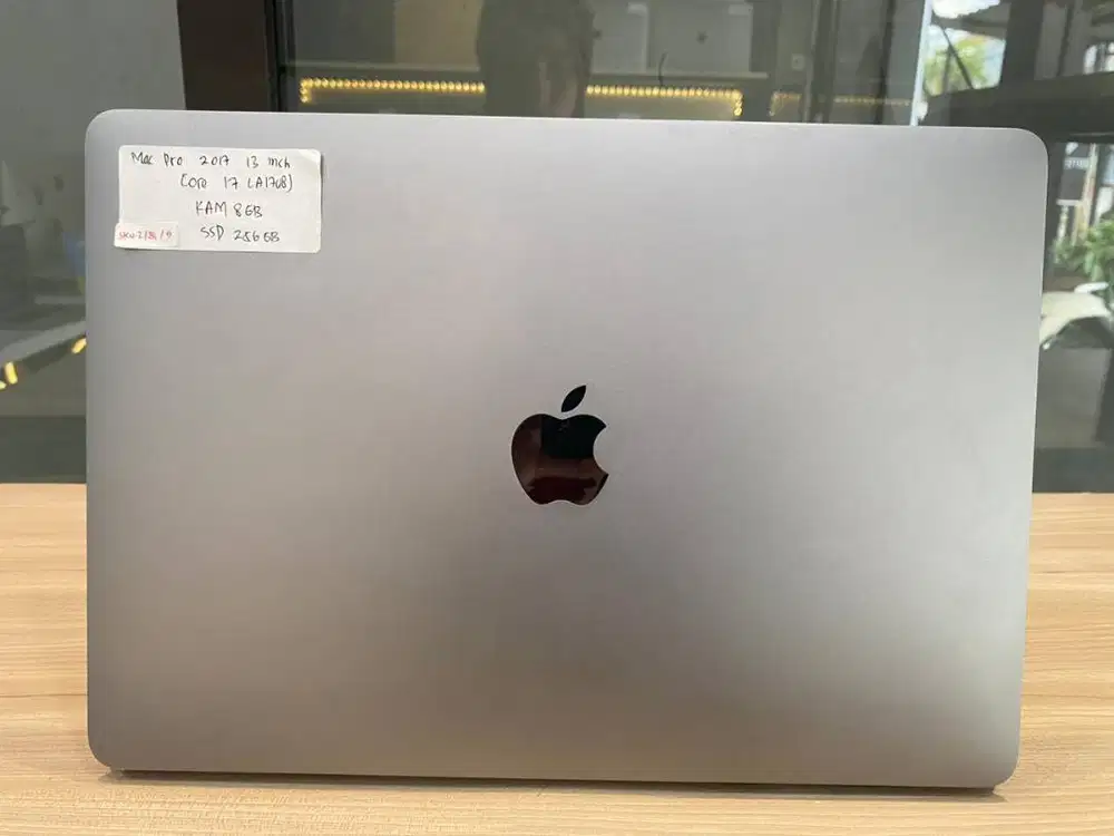 Macbook Pro 2017 (A1708) 13inch Core i7 8GB/256GB