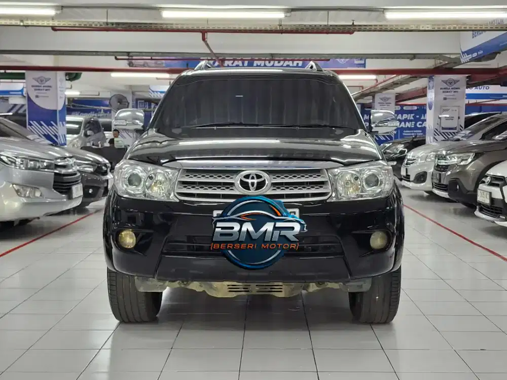Toyota Fortuner 2.5 G AT Diesel 2010 Dp 50jt