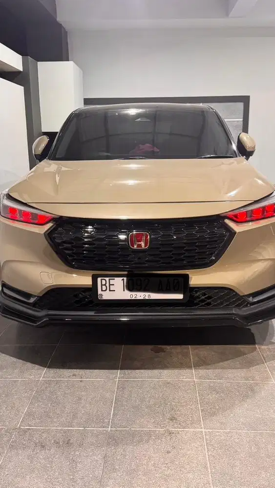 Honda HRv sand khaki 2022