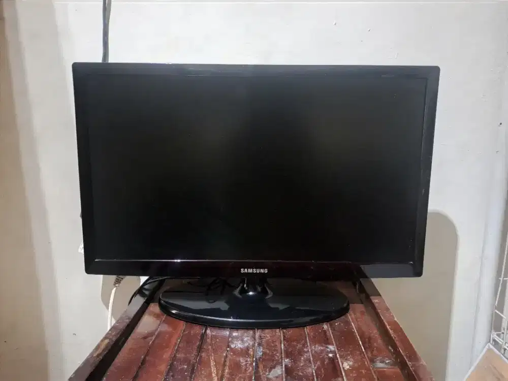 Jual tv led samsung 22 inc normal