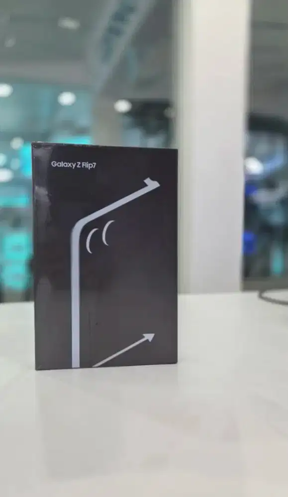 Samsung Galaxy Z Flip 7 12/256