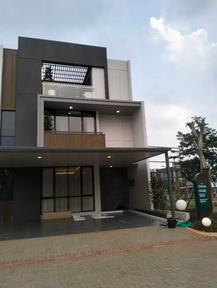 Rumah Mewah Japanese di Cluster Kota Wisata Cibubur