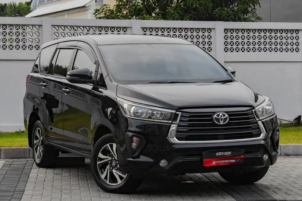 Toyota Kijang Innova 2.4G 2.4 G Diesel Solar AT Matic 2022 Hitam