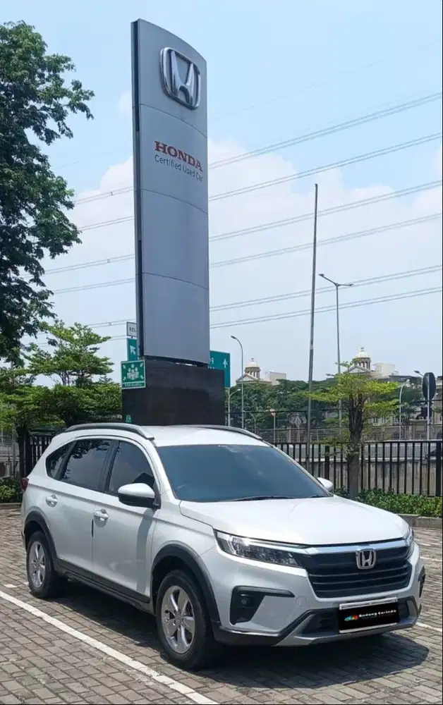 BR-V E 1.5 AT METIC 2023