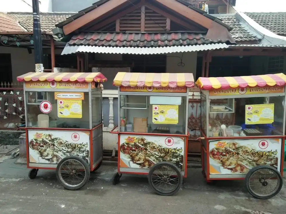 Lowongan Kerja Menarik untuk Pria! (kaum mendang mending minggir dulu)