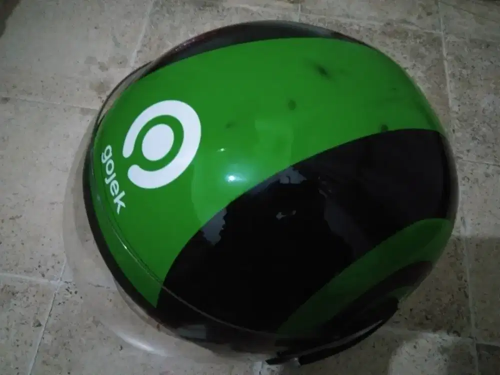 Helm (masih bagus)