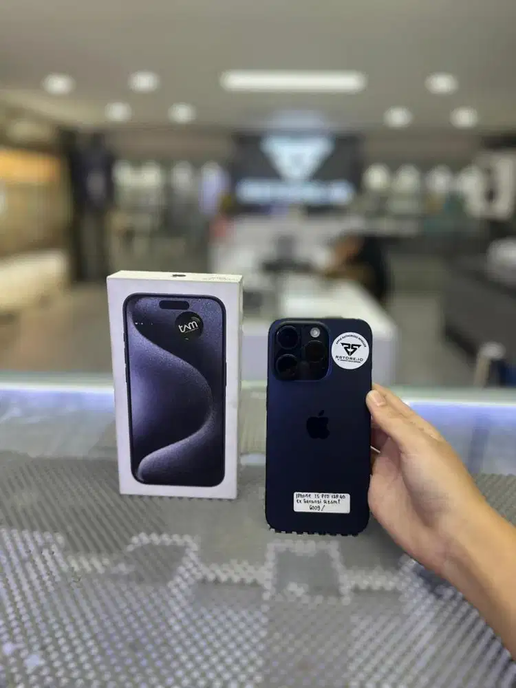 iphone 15 pro 128gb fullset, ex garansi resmi/indonesia