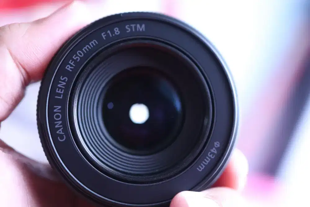 Lensa Canon RF 50mm f1.8 STM