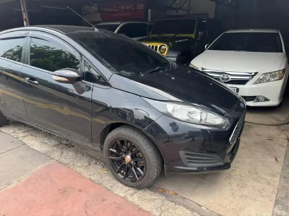 Ford fiesta th 2013AT